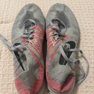 Stylish Gray and Pink Women's Sneakers